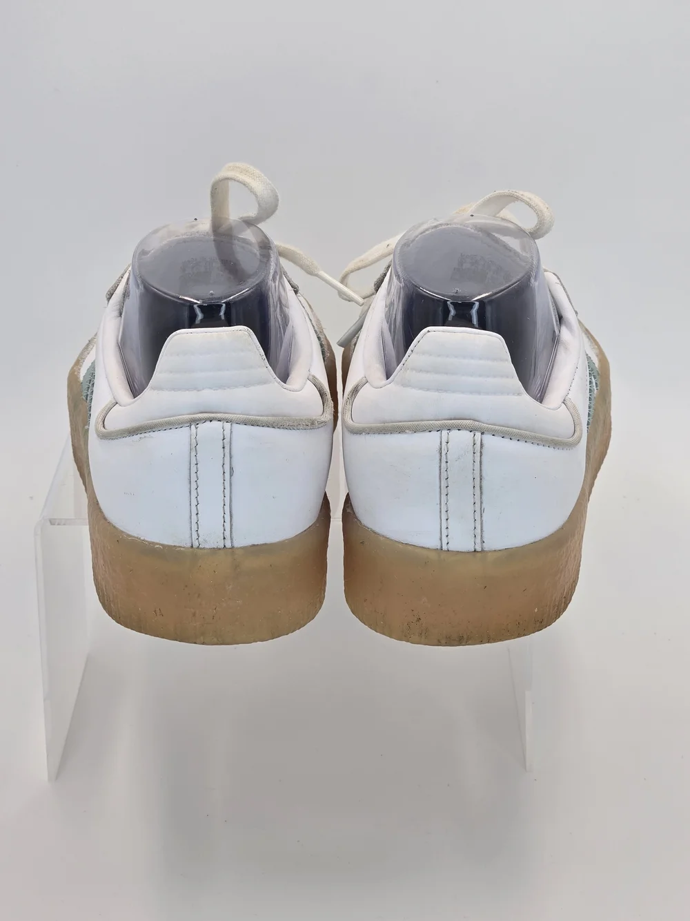 adidas Originals Sambae White Green Low-Top Sneakers w/ Gum Sole Women's Size 9